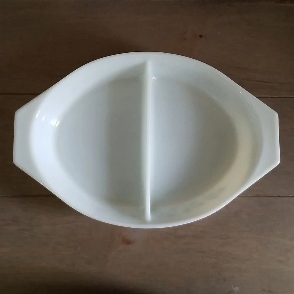 Pyrex vintage gold